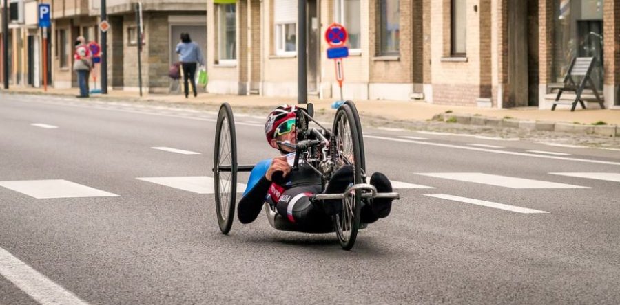 HÉROES QUE VALEN LO QUE PESAN